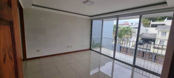 Apartamento en alquiler en Lomas de Ayarco Sur in Sánchez, Curridabat, San José — $1,200 - Photo 2 of 26