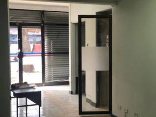 Alquiler de edificio contiguo a la Purdy Motor en San José en Merced, San José — $3,900 - Foto 3 de 7