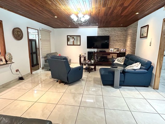 Casa de un piso en Moravia. San Vicente en San Vicente, Moravia, San José — ₡ 112 000 000