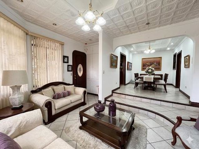 Casa en venta en Guayabos de Curridabat en Curridabat, San José — $340,000 - Foto 3 de 21