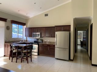 Apartamento Amoblado en Alquiler en San Rafael de Escazú in San Rafael, Escazú, San José — $1,800 - Photo 4 of 19