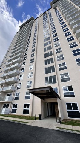 Condominio de 3 habitaciones con vista a la montaña: en Live Jacó en Jacó, Garabito, Puntarenas — $289,000 - Foto 3 de 10