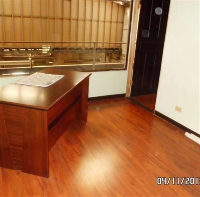 Local en Urbanización de los Geranios  in Hatillo, San José — ₡ 1 150 000