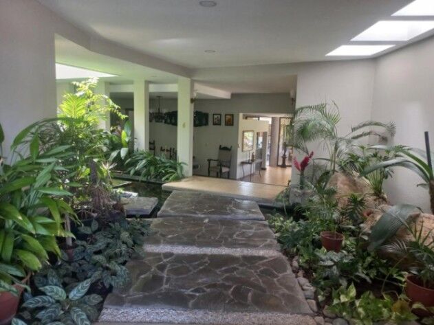 Se vende casa en La Garita Alajuela 27-195 in Garita, Alajuela — $1,150,000