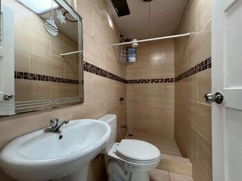 Venta de Cómoda Casa en La Unión, Cartago / JB OFC Mls. 25-1511  en San Juan, La Unión, Cartago — $94,000 - Foto 4 de 6