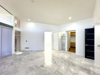 Alquiler de Casa Contemporánea en Piedades de Santa Ana. RAH 26-1102 en Piedades, Santa Ana, San José — $3,750 - Foto 4 de 16