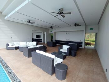 Venta de Apartamento en Garabito, Puntarenas.  in Jacó, Garabito, Puntarenas — $475,000 - Photo 5 of 10