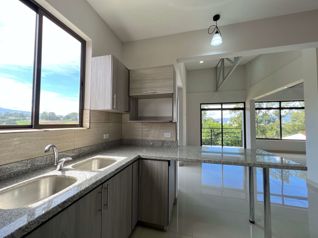 Venta Santo Domingo de Heredia, San José, Oferta Tiempo Limitado. in Tures, Santo Domingo, Heredia — $155,000 - Photo 5 of 30