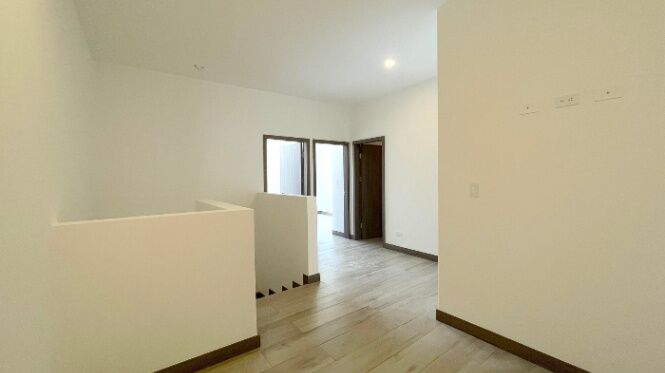 Alquiler de Casa para Estrenar en Santa Ana, San José. en Santa Ana, San José — $2,000 - Foto 3 de 20
