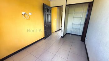 Alquiler de Casa en San Pablo de Heredia. RAH 27-858 en Rincón Sabanilla, San Pablo, Heredia — $400,000 - Foto 5 de 11