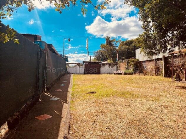 Se vende lote en Barva de Heredia #26-1818 en Barva, Heredia — $706,200