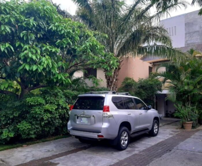 Venta de Amplia y Bella Casa en Escazú / Mls. 25-1433 OFC JB en San Rafael, Escazú, San José — $335,000
