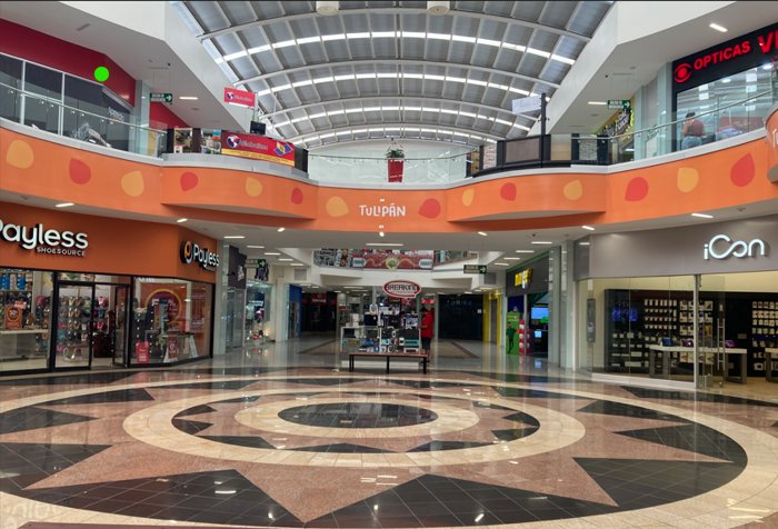 Local comercial en venta en Mall Paseo de las Flores in Heredia — $275,000