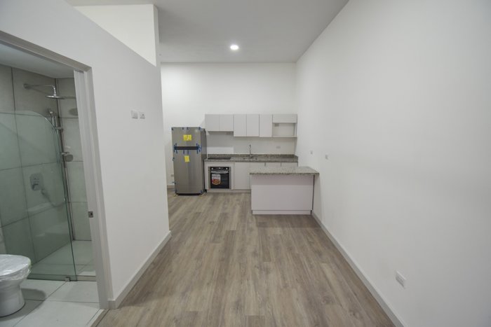 Apartamento con Línea Blanca de 1 Habitación en Barrio Escalante in Carmen, San José — $115,900