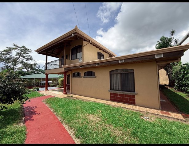 Venta Casa, Residencial Monte Real,  Atenas, Alajuela en Atenas, Alajuela — $385,000 - Foto 2 de 20