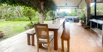 Venta Casa con Terraza BBQ y Lote de 1.818 m² en Los Jaules (CT) in San Pedro, Montes De Oca, San José — $570,000 - Photo 3 of 23