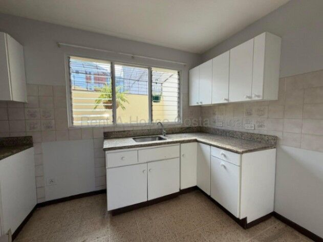 Alquiler de Casa en Mata Redonda-San José. RAH 26-1593 in Mata Redonda, San José — $1,500