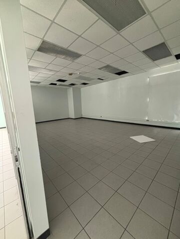 ALQUILER DE LOCAL, HEREDIA, SAN FRANCISCO, CN PASEO DE LAS FLORES. in San Francisco, Heredia — $15,272