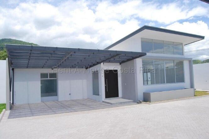 Alquiler de Town Houses en Santa Ana-Piedades. RAH 26-2013 en Piedades, Santa Ana, San José — ₡ 900 000