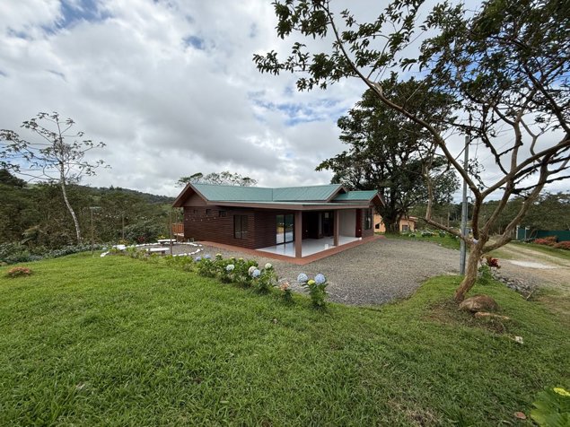 Venta de quinta en San Ramón de Alajuela in San Ramón, Alajuela — ₡ 102 000 000 - Photo 2 of 70