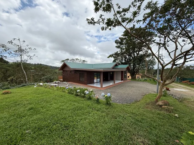 Venta de quinta en San Ramón de Alajuela en San Ramón, Alajuela — ₡ 102 000 000 - Foto 2 de 70