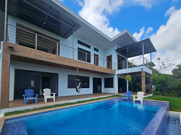 Ocean View Home in Guapinol, Parrita en Parrita, Puntarenas — $549,000