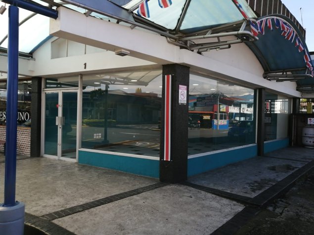ALQUILER DE LOCAL EN CENTRO COMERCIAL, SAN JOSE, GUADALUPE in Guadalupe, Goicoechea, San José — $2,450