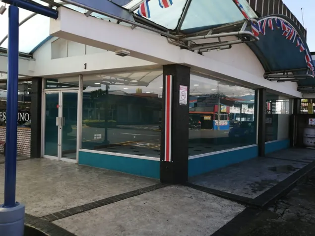 ALQUILER DE LOCAL EN CENTRO COMERCIAL, SAN JOSE, GUADALUPE in Guadalupe, Goicoechea, San José — $2,450