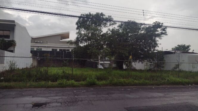 2 lotes comerciales listos para construir en Rohmoser  in Pavas, San José — ₡ 2