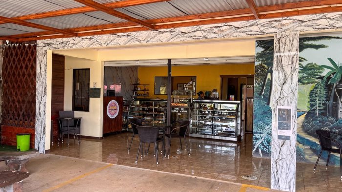 VENTA DE PANADERIA Y CAFETERIA "LLAVE EN MANO" EN SANTA ELENA DE GENERAL VIEJO, PEREZ ZELEDON en San Isidro De El General, Pérez Zeledón, San José — ₡ 120 000 000 - Foto 2 de 14