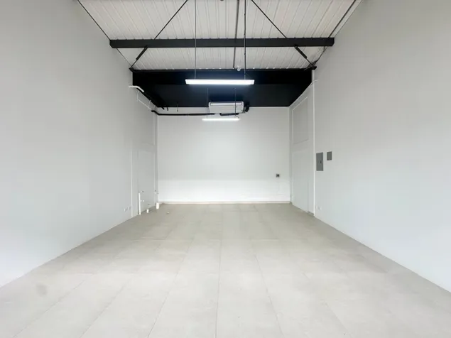 Excelente local comercial en venta en Jacó en Jacó, Garabito, Puntarenas — $199,500 - Foto 3 de 10
