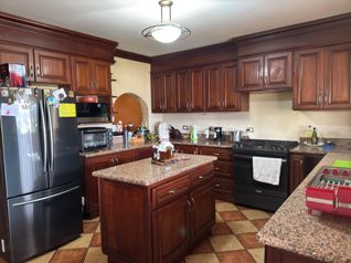 Venta de casa de 3 plantas con terrazas y amplios espacios #26-1085 GS en San Rafael, Escazú, San José — $540,000 - Foto 5 de 18