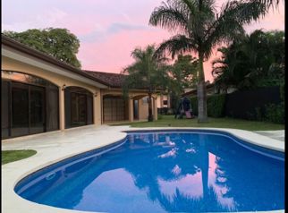 SANTA ANA | Casa de Lujo 1 Nivel con Piscina Privada | Alquiler $4,050 in Piedades, Santa Ana, San José — $4,050 - Photo 4 of 25