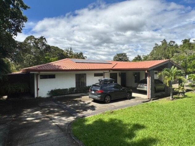 Alquiler de Casa en Santa Ana-Alta Loma, San José. RAH 26-1337 en Santa Ana, San José — $9,000