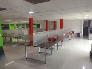 Oficinas/Local en Alquiler en Goicoechea,San Francisco,Uso Comercial