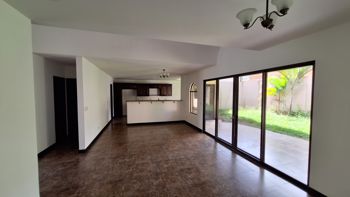 Casa En Venta En Brasil De Santa Ana, San José en Brasil, Santa Ana, San José — $291,048 - Foto 2 de 9