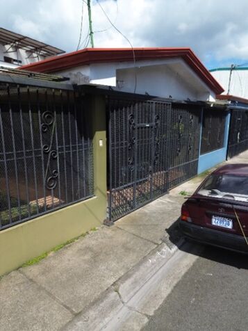DE OPORTUNIDAD BELLA CASA EN SAN ANTONIO DE CORONADO.  en Dulce Nombre de Jesús, Vázquez de Coronado, San José — ₡ 75 000 000