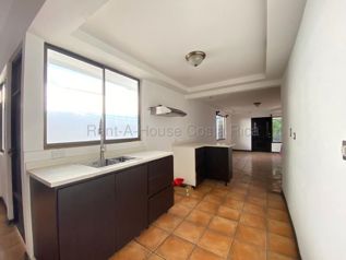 Venta de 2 Apartamentos en Pozos de Santa Ana. RAH 27-531 en Pozos, Santa Ana, San José — 136 500 000 ₡ - Foto 2 de 6