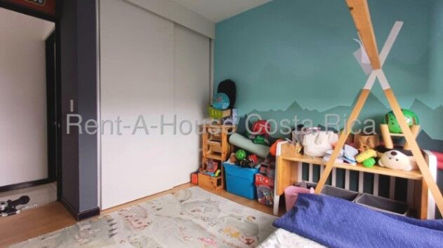 torres de granadilla en Granadilla, Curridabat, San José — ₡ 75 000 000