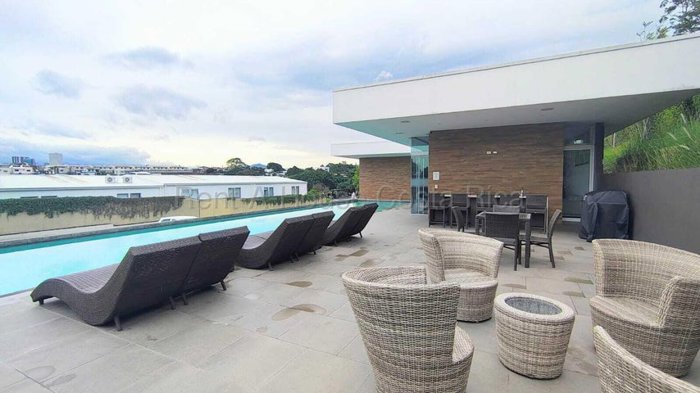 Venta de Apartamento en Escazú-San Rafael. RAH 27-94 in San Rafael, Escazú, San José — $197,500 - Photo 2 of 10