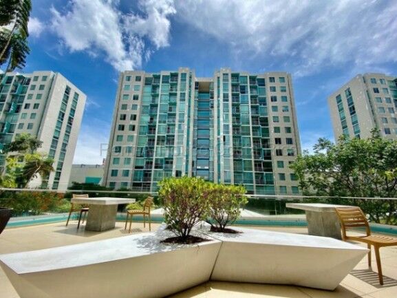 Alquiler de apartamento de 71m2 en Bambú Eco-Plaza en penúltimo piso in Alajuelita, San José — ₡ 550 000