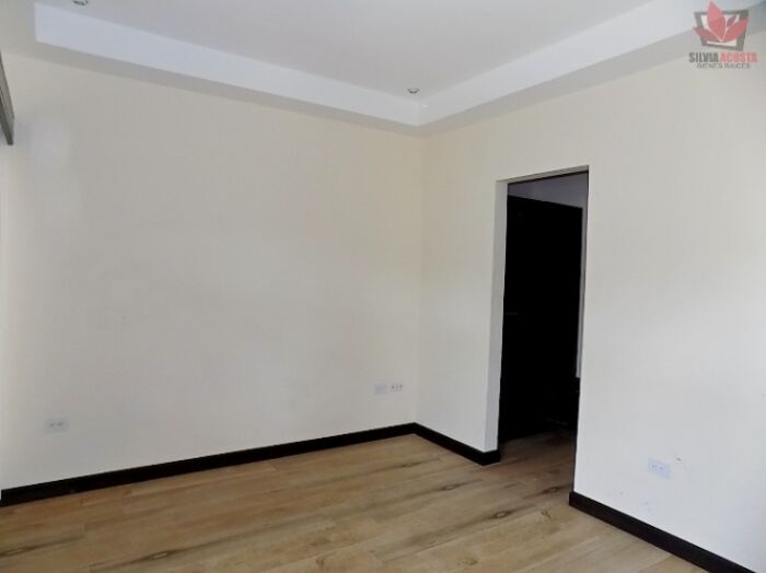 VENTA CASA - CARTAGO, CONDOMINIO NOBLEZA DE CORIS TEL: 83259589 in El Tejar, El Guarco, Cartago — ₡ 74 000 000