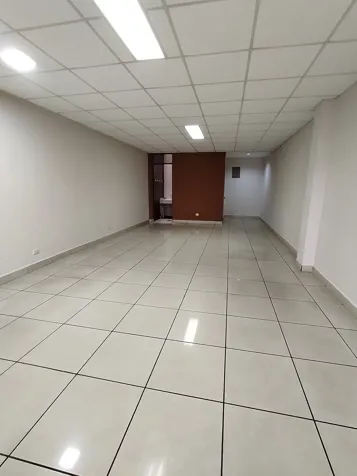 Edificio en Venta,en Goicoechea,Guadalupe,Uso Mixto,Inversionista,5PJG en Carmen, San José — $320,000