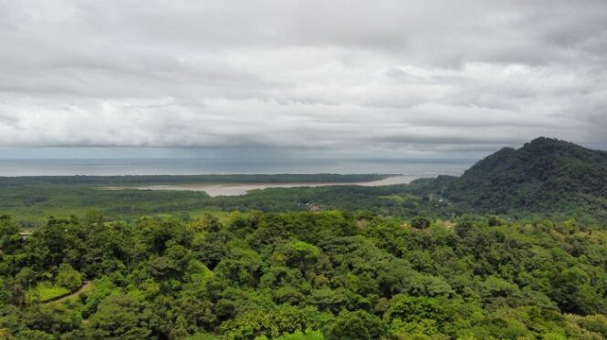 SE VENDE PROPIEDAD EN CORONADO DE OSA, PUNTARENAS en Piedras Blancas, Osa, Puntarenas — $912,000