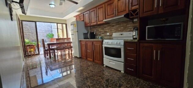 VENDO CASA EN SAN FRANCISCO DE HEREDIA. en San Francisco, Heredia — $140,000 - Foto 3 de 16
