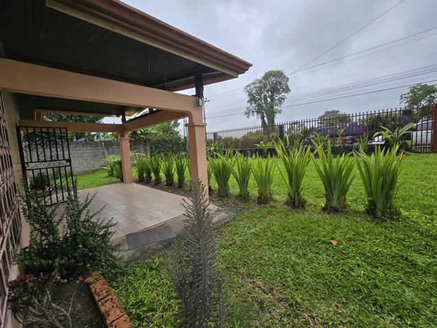 Alto potencial residencial y comercial en Turrialba en Alajuelita, San José — ₡ 85 000 000 - Foto 2 de 5