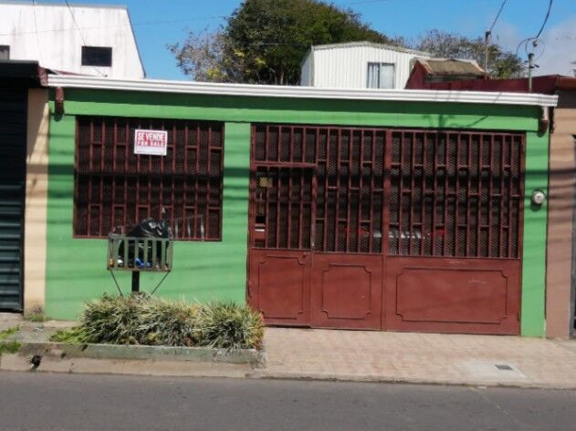 Se vende casa, en Moravia, La Trinidad. en La Trinidad, Moravia, San José — ₡ 58 000 000