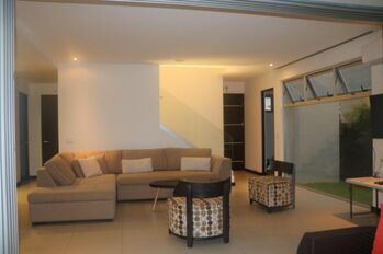 Se vende moderna casa con 3 plantas en Pozos Santa Ana 25-511 in Pozos, Santa Ana, San José — $475,000 - Photo 5 of 22