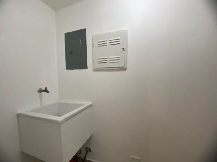 Venta de Apartamento en Granadilla de Curridabat. RAH 25-1813 en Granadilla, Curridabat, San José — $150,000 - Foto 2 de 10
