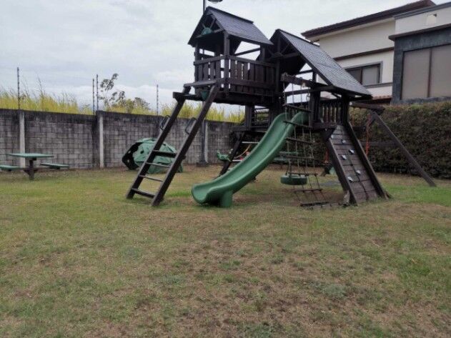 Venta de Lote en Santo Domingo, Heredia. RAH 25-1703 in Tures, Santo Domingo, Heredia — $160,000